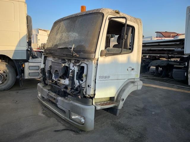 Mercedes ATEGO - תא עבור משאית: תמונה 1 Mercedes ATEGO - תא עבור משאית: תמונה 1