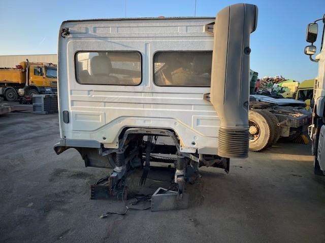 Mercedes ATEGO - תא עבור משאית: תמונה 3 Mercedes ATEGO - תא עבור משאית: תמונה 3