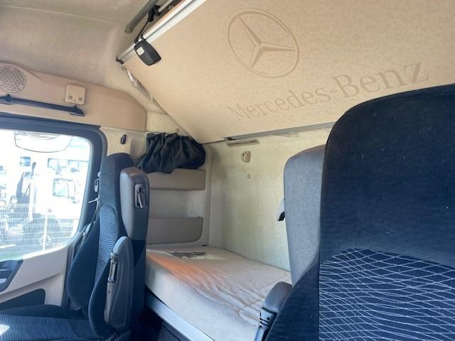 Mercedes Actros 1845 - יחידת טרקטור: תמונה 5 Mercedes Actros 1845 - יחידת טרקטור: תמונה 5