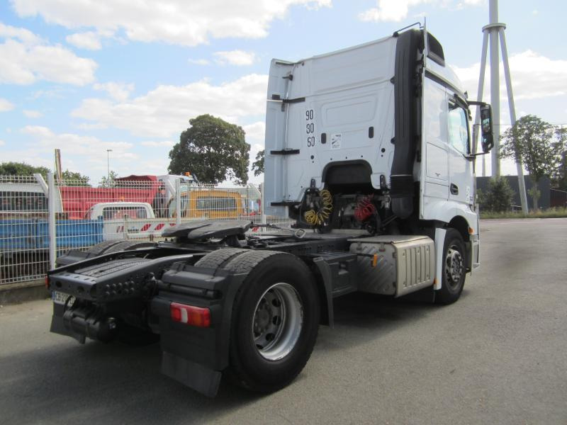 Mercedes Actros 1845 - יחידת טרקטור: תמונה 5 Mercedes Actros 1845 - יחידת טרקטור: תמונה 5
