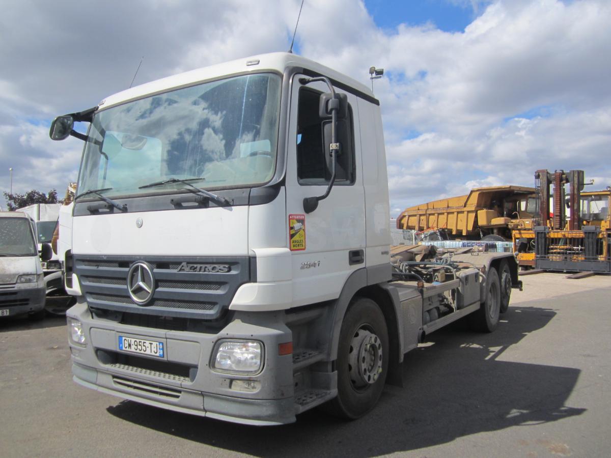 Mercedes Actros 2541 - משאית הרמת וו: תמונה 1 Mercedes Actros 2541 - משאית הרמת וו: תמונה 1