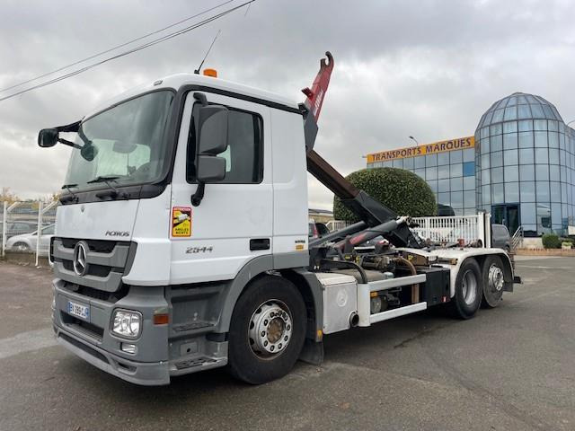 Mercedes Actros 2544 - משאית הרמת וו: תמונה 1 Mercedes Actros 2544 - משאית הרמת וו: תמונה 1