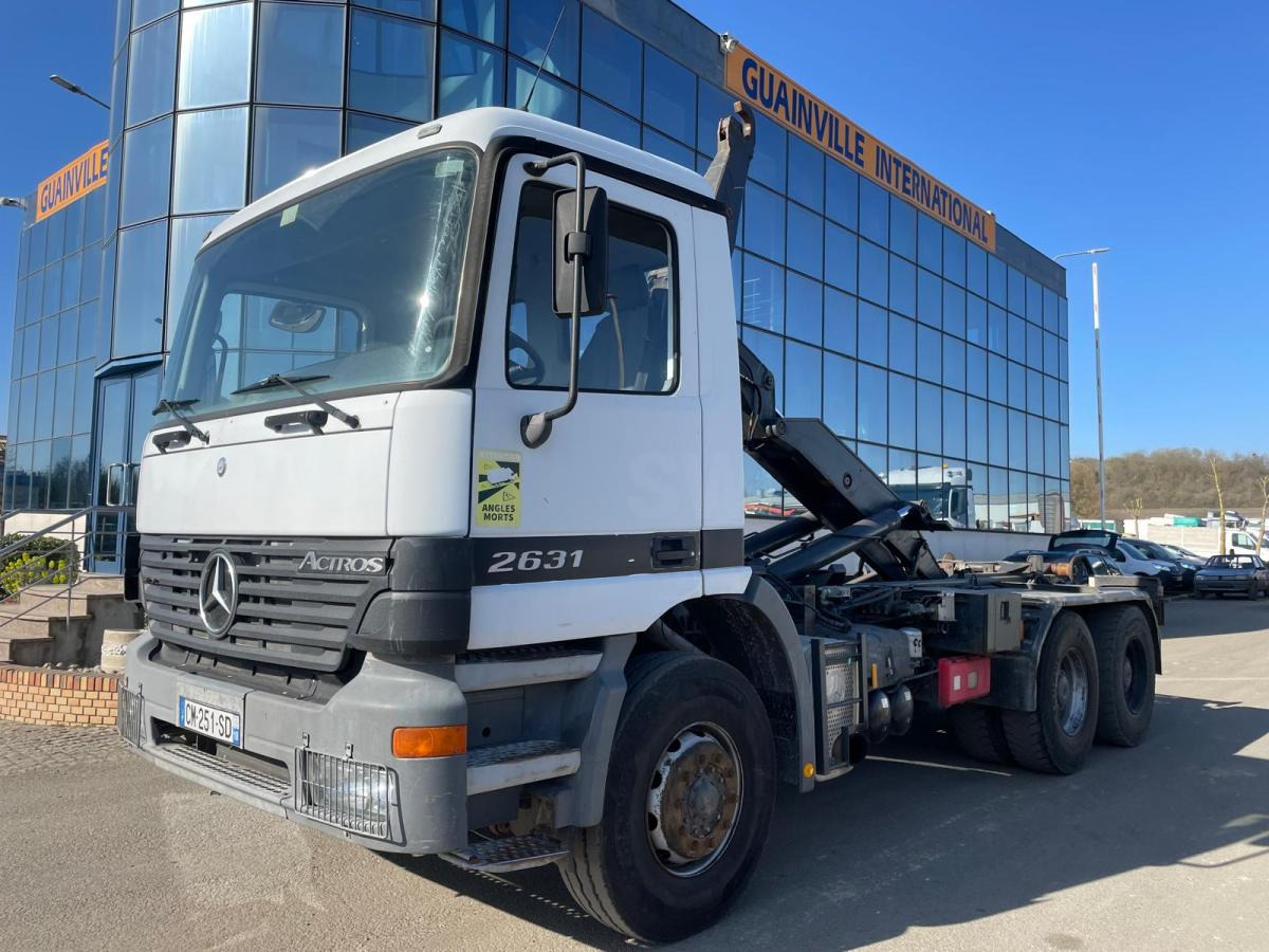 Mercedes Actros 2631 - משאית הרמת וו: תמונה 1 Mercedes Actros 2631 - משאית הרמת וו: תמונה 1