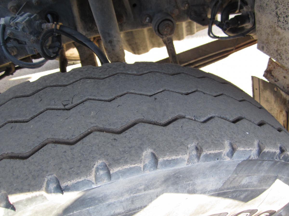 Mercedes Atego 1823 - משאית הרמת וו: תמונה 4 Mercedes Atego 1823 - משאית הרמת וו: תמונה 4