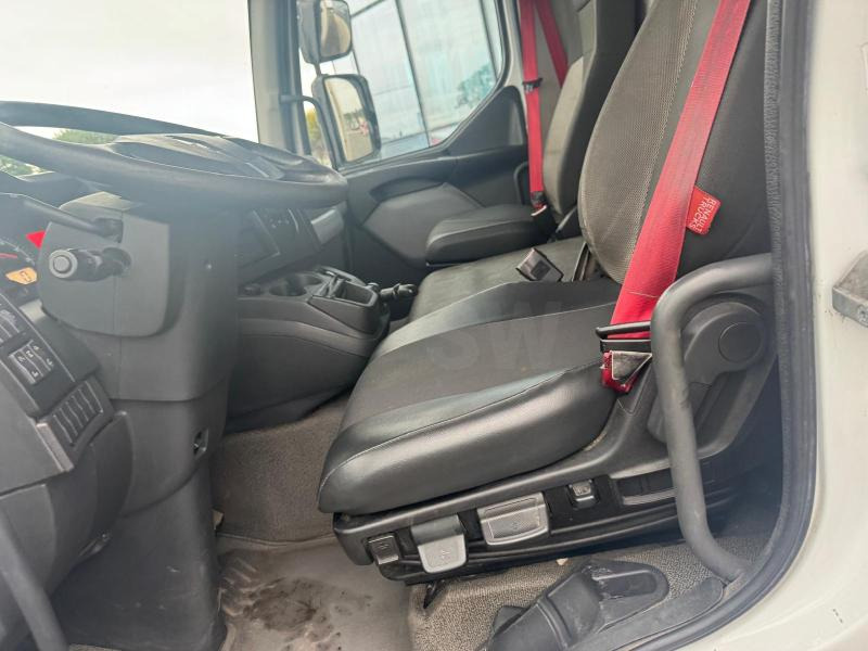 משאית תיבה Renault D-Series: תמונה 11