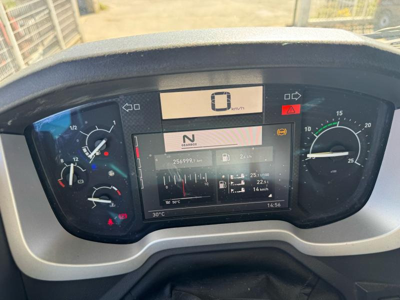 Renault Gamme C 460 - יחידת טרקטור: תמונה 3 Renault Gamme C 460 - יחידת טרקטור: תמונה 3