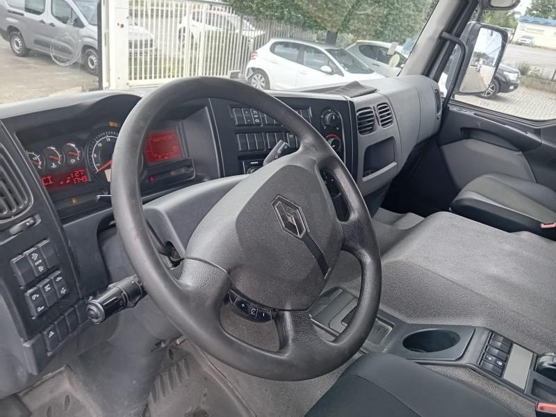 Renault Gamme D 280.19 - משאית תיבה: תמונה 3 Renault Gamme D 280.19 - משאית תיבה: תמונה 3