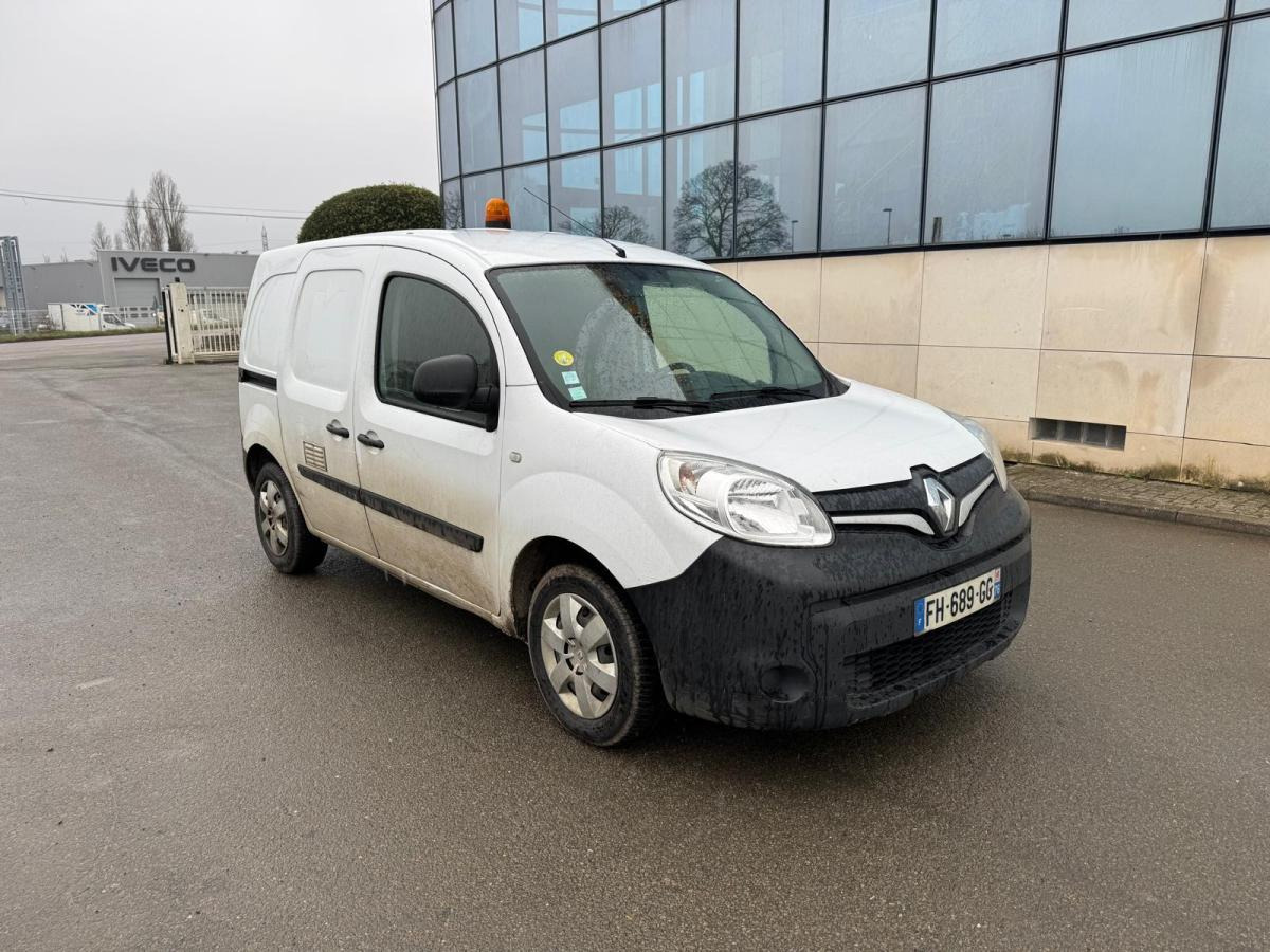 Renault Kangoo 1.5 DCI - כלי רכב מסחרי עם לוח: תמונה 3 Renault Kangoo 1.5 DCI - כלי רכב מסחרי עם לוח: תמונה 3
