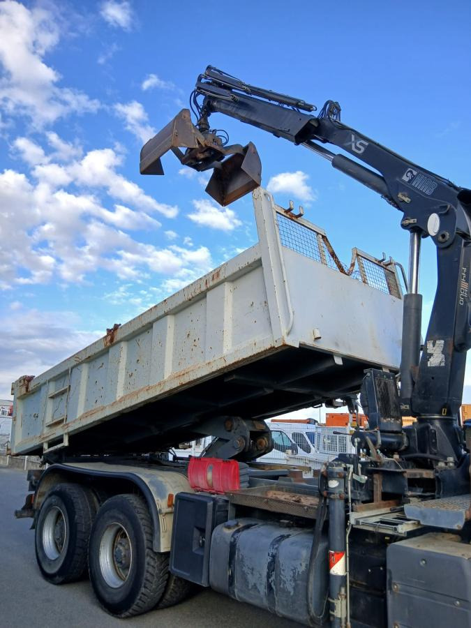 Renault Kerax 380 DXI - מזהיר, משאית מנוף: תמונה 3 Renault Kerax 380 DXI - מזהיר, משאית מנוף: תמונה 3