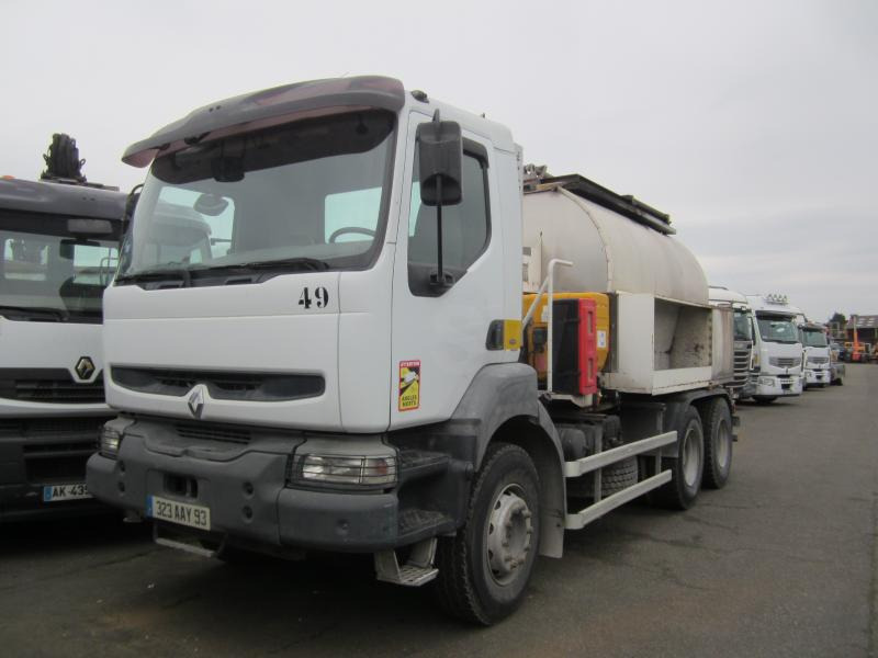 Renault Kerax - משאית מכל: תמונה 1 Renault Kerax - משאית מכל: תמונה 1