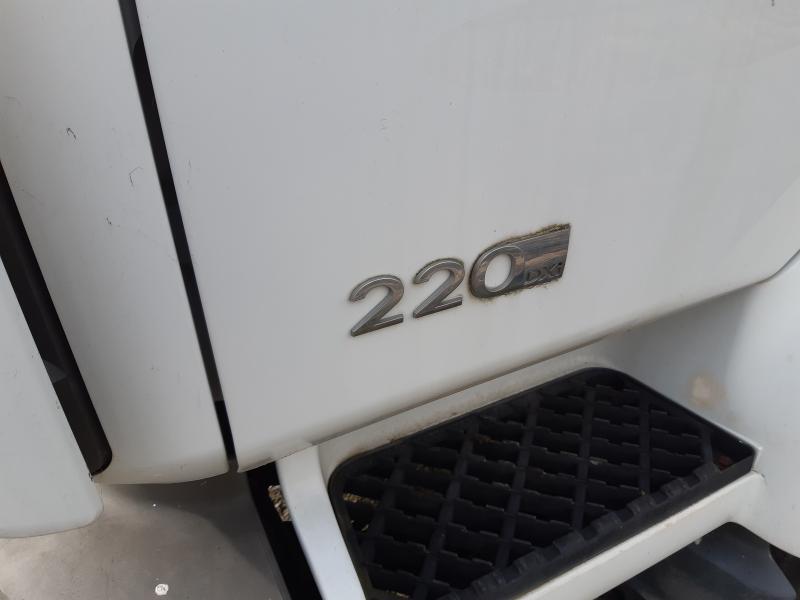 Renault Midlum 220 DXI - משאית קירור: תמונה 2 Renault Midlum 220 DXI - משאית קירור: תמונה 2