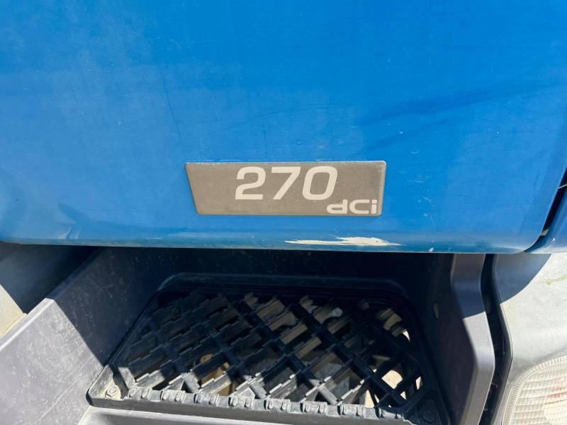 Renault Premium 270 DCI - משאית מכל: תמונה 4 Renault Premium 270 DCI - משאית מכל: תמונה 4