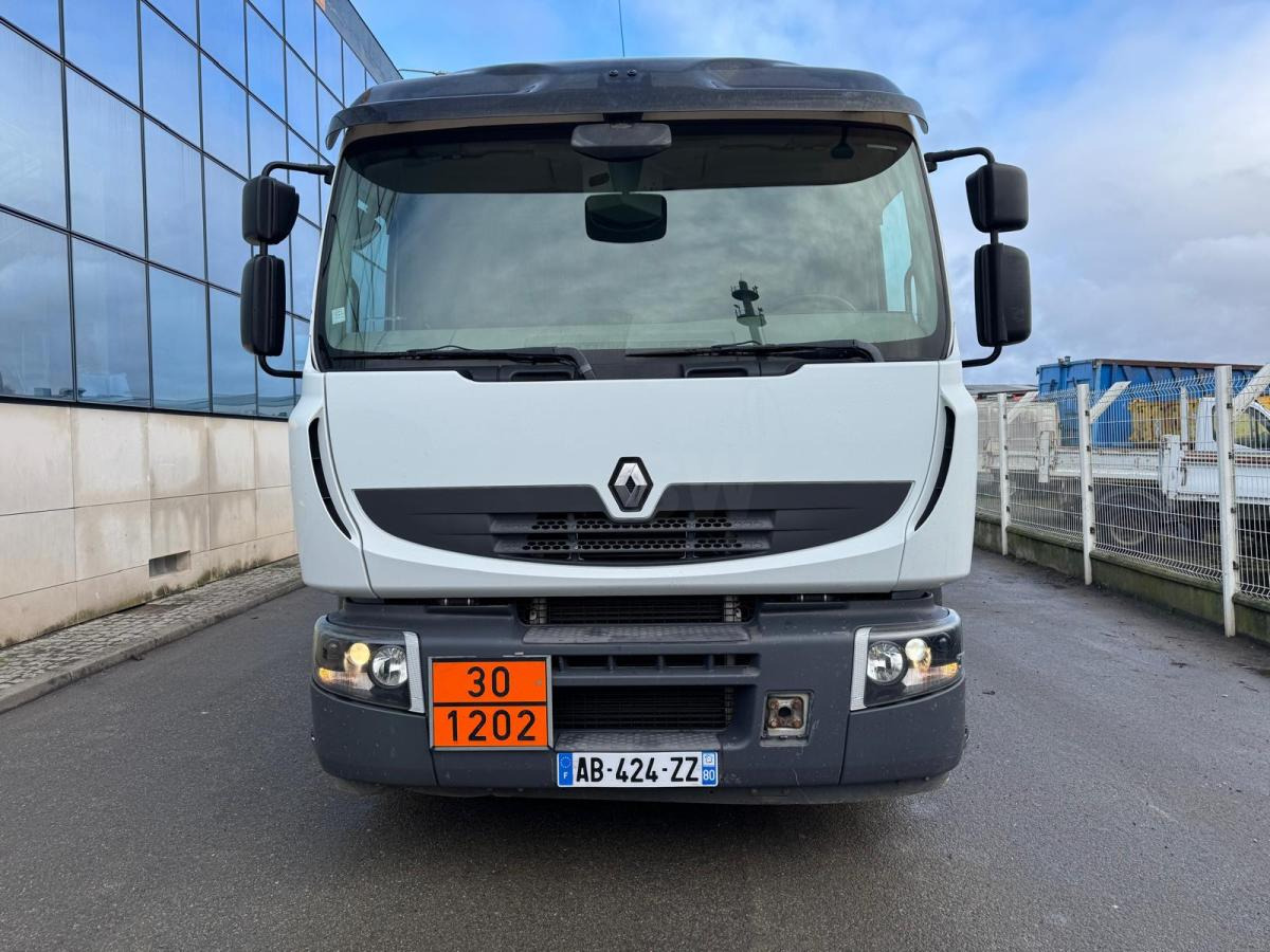 Renault Premium 370 DXI - משאית מכל: תמונה 2 Renault Premium 370 DXI - משאית מכל: תמונה 2
