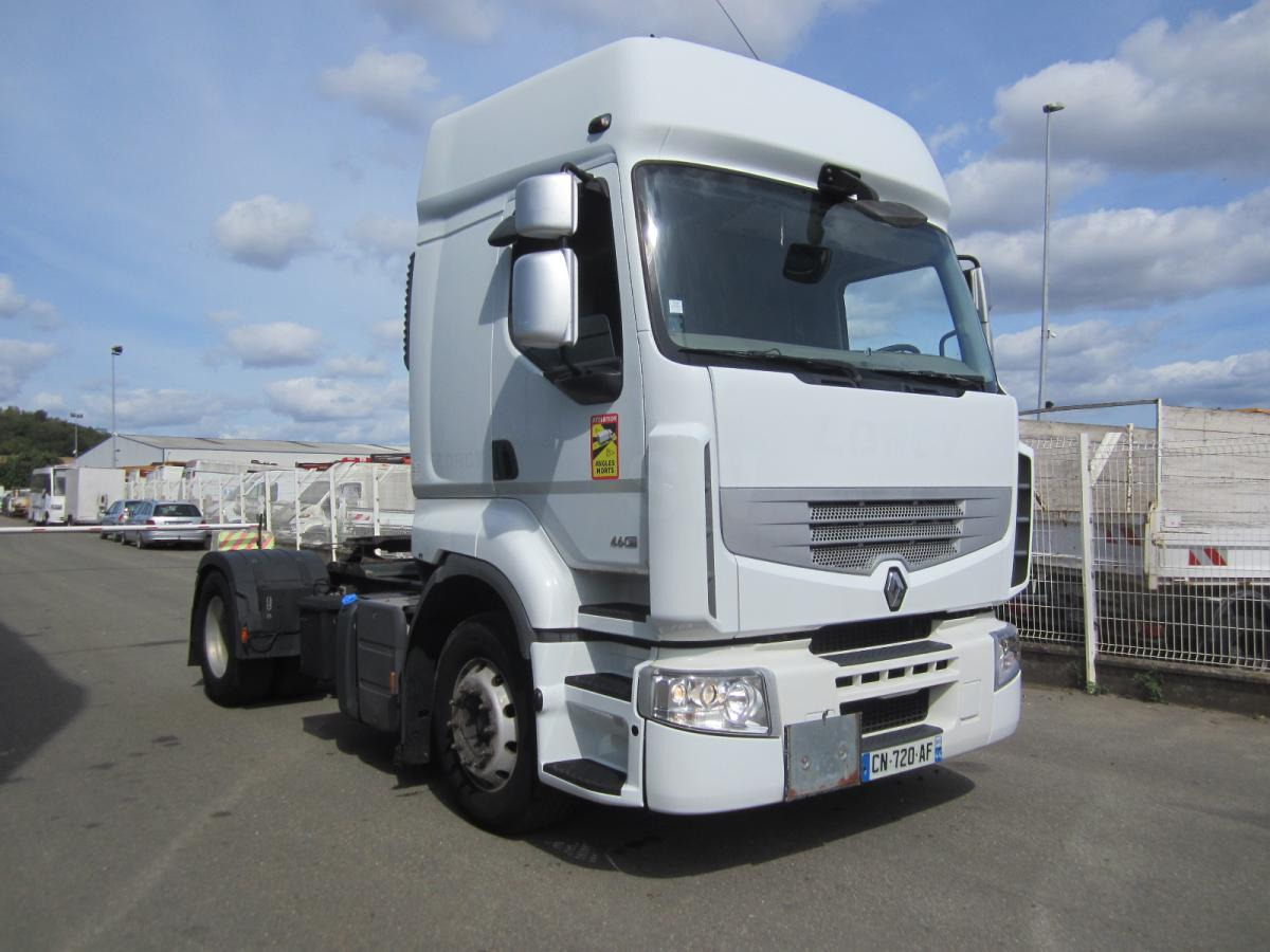 Renault Premium 460 DXI - יחידת טרקטור: תמונה 2 Renault Premium 460 DXI - יחידת טרקטור: תמונה 2
