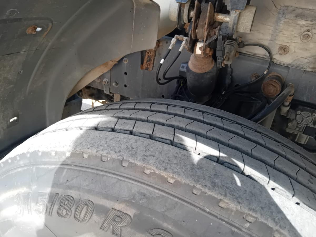 Renault Premium Lander - משאית הרמת וו: תמונה 3 Renault Premium Lander - משאית הרמת וו: תמונה 3