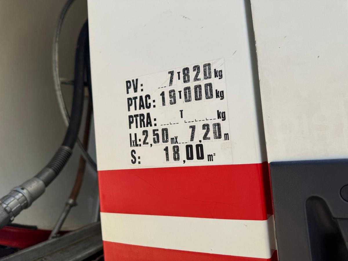 Renault Premium - משאית מכל: תמונה 5 Renault Premium - משאית מכל: תמונה 5