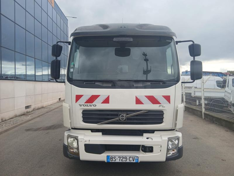 Volvo FL 260 - משאית עם שלדת תא: תמונה 2 Volvo FL 260 - משאית עם שלדת תא: תמונה 2