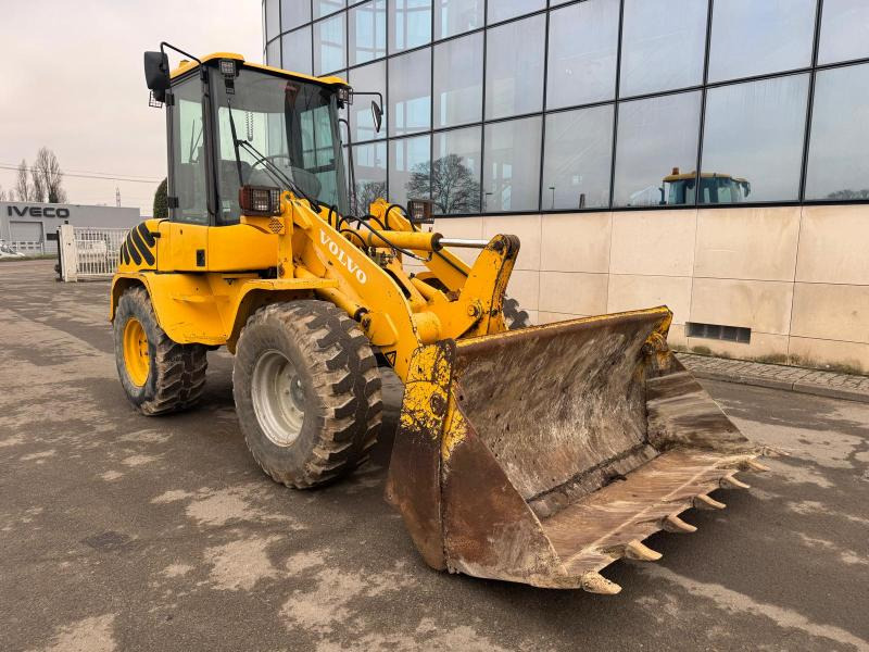Volvo L 35 BZ - מעמיס גלגלים: תמונה 2 Volvo L 35 BZ - מעמיס גלגלים: תמונה 2