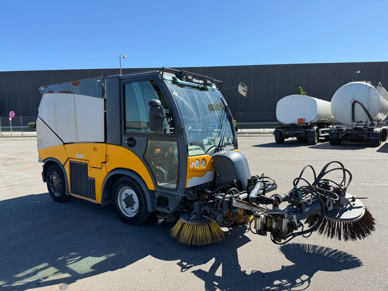 Hako Citymaster 2000 4x4 Euro 5 Kehrmaschine - מטאטא כבישים: תמונה 2 Hako Citymaster 2000 4x4 Euro 5 Kehrmaschine - מטאטא כבישים: תמונה 2