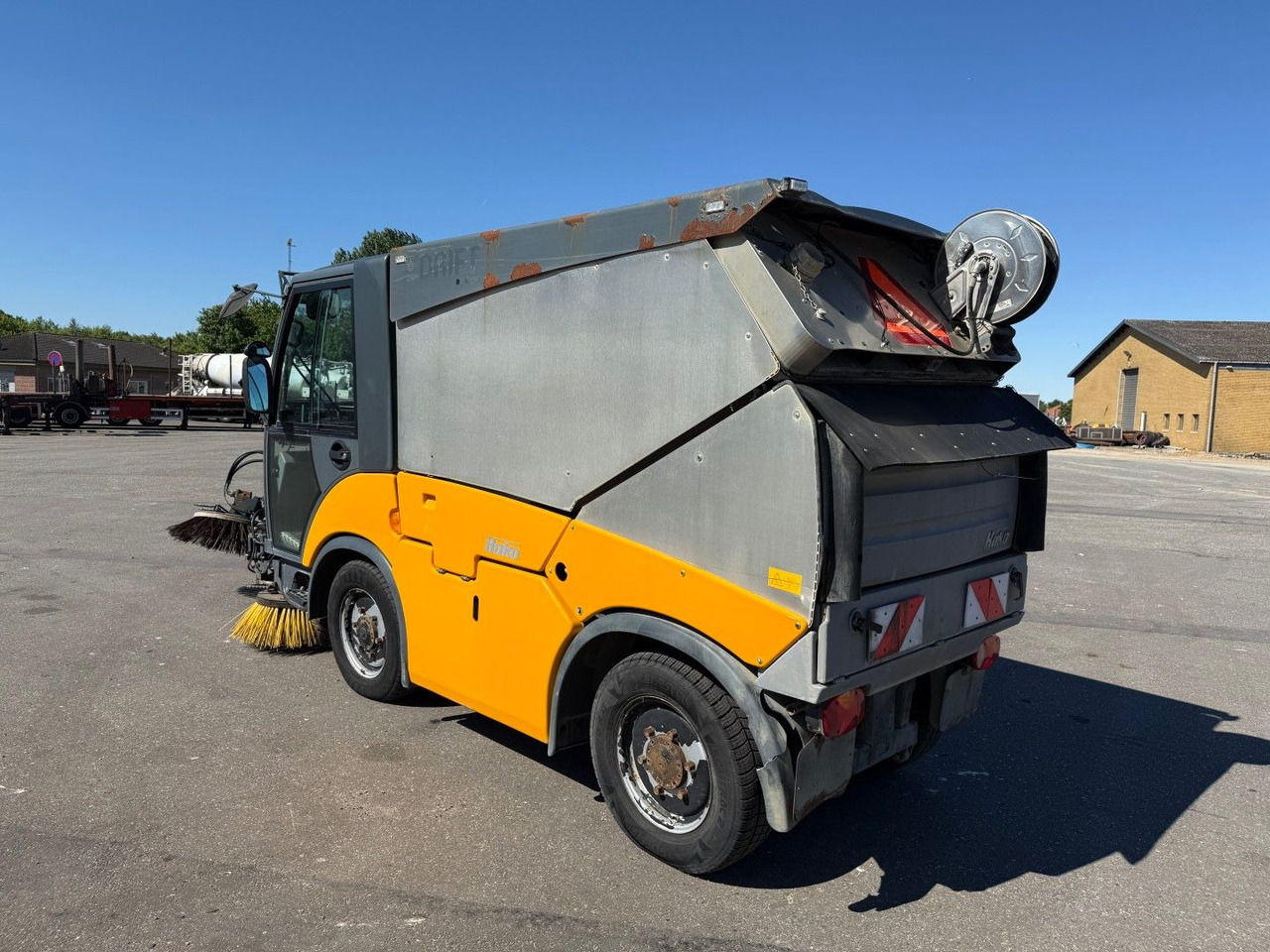 Hako Citymaster 2000 4x4 Euro 5 Kehrmaschine - מטאטא כבישים: תמונה 4 Hako Citymaster 2000 4x4 Euro 5 Kehrmaschine - מטאטא כבישים: תמונה 4