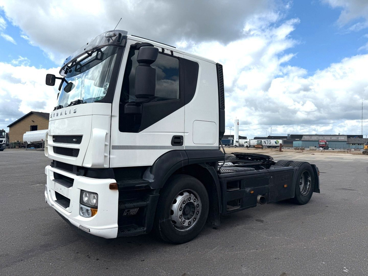 Iveco Stralis 4x2 AT440S36T Retarder - יחידת טרקטור: תמונה 1 Iveco Stralis 4x2 AT440S36T Retarder - יחידת טרקטור: תמונה 1