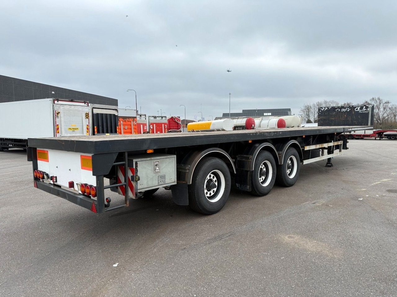 Lag 3 axle 7 m. Extendable / Last Axle Steering - סמיטריילר צד נופל/ שטוח: תמונה 3 Lag 3 axle 7 m. Extendable / Last Axle Steering - סמיטריילר צד נופל/ שטוח: תמונה 3