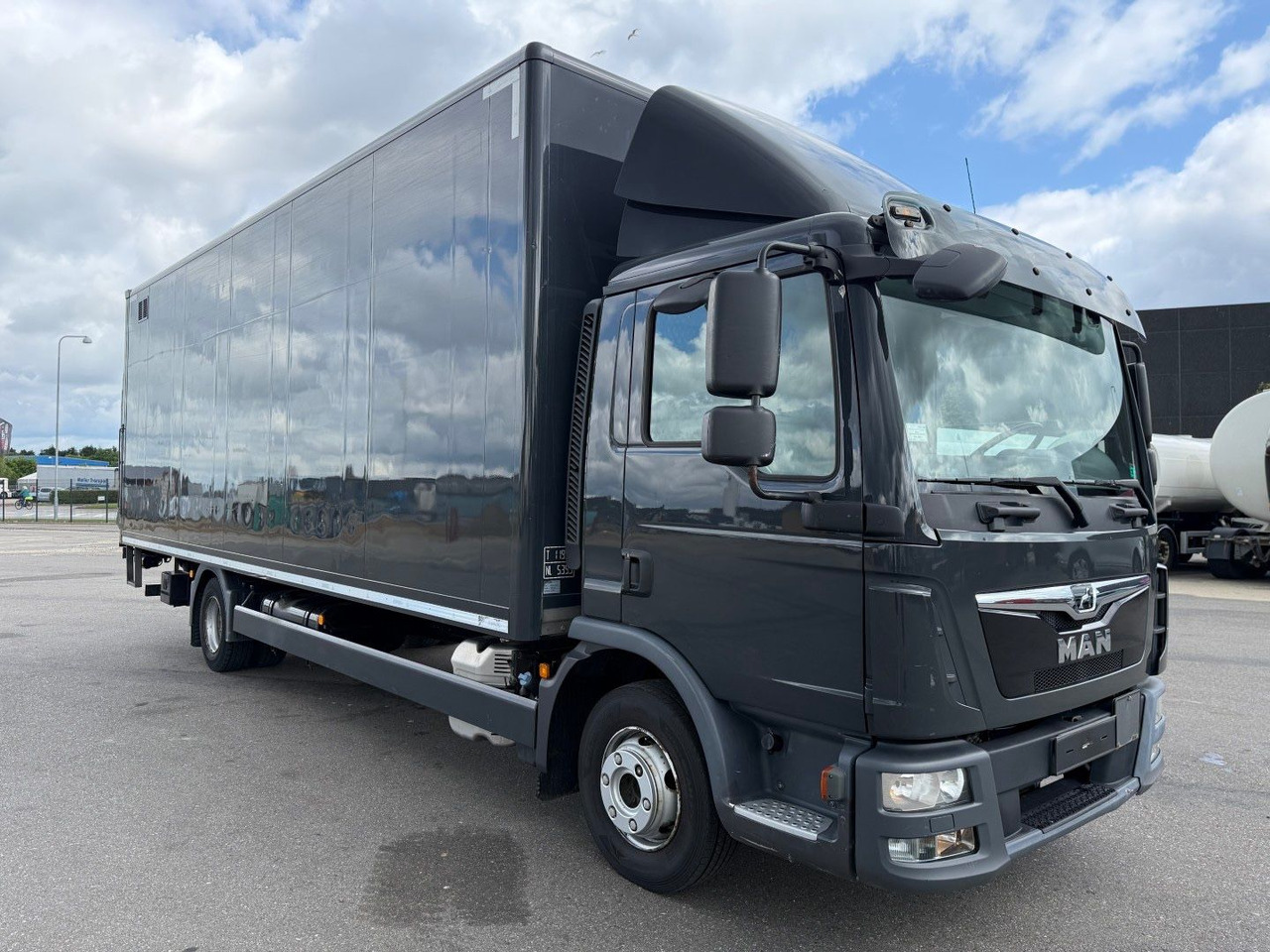MAN TGL 12.250 Euro 6 Closed box / Koffer 7.20 m. - משאית תיבה: תמונה 2 MAN TGL 12.250 Euro 6 Closed box / Koffer 7.20 m. - משאית תיבה: תמונה 2