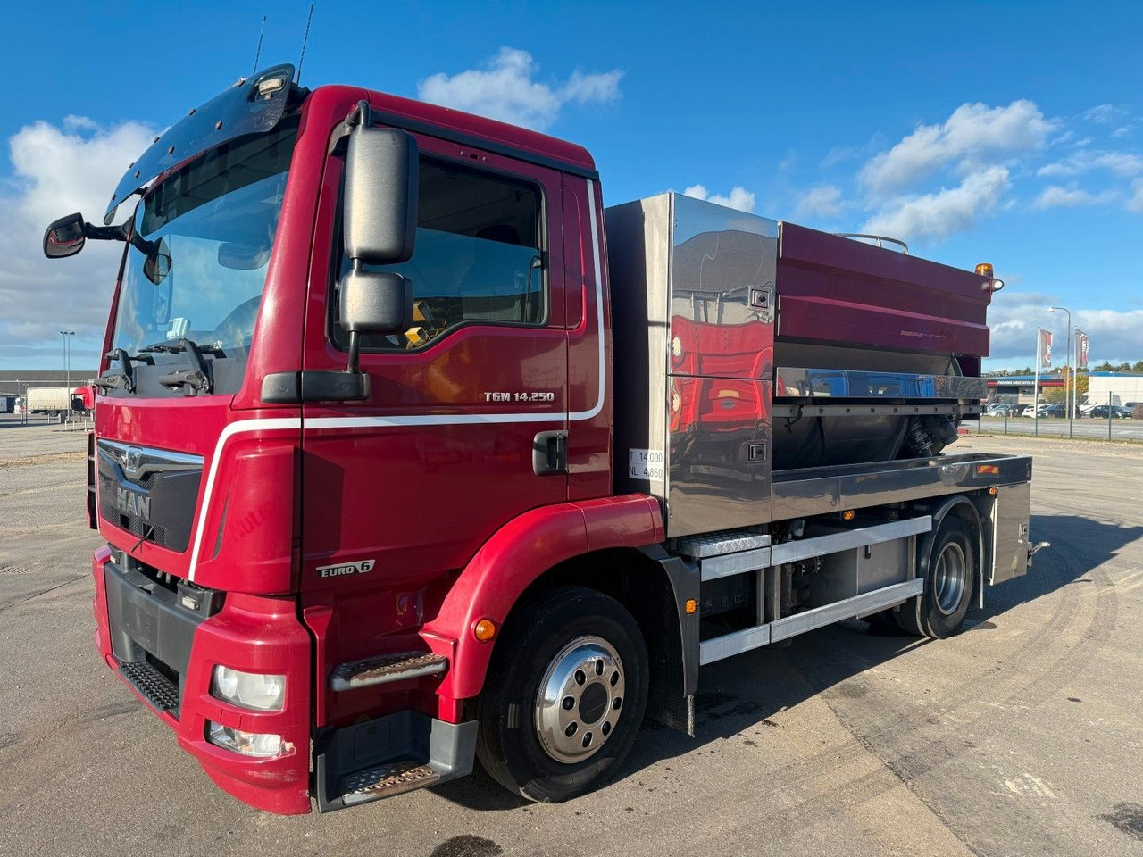 MAN TGM 14.250 VM-Tarm Stainless Steel 5600 l. Kombi - משאית ואקום: תמונה 1 MAN TGM 14.250 VM-Tarm Stainless Steel 5600 l. Kombi - משאית ואקום: תמונה 1