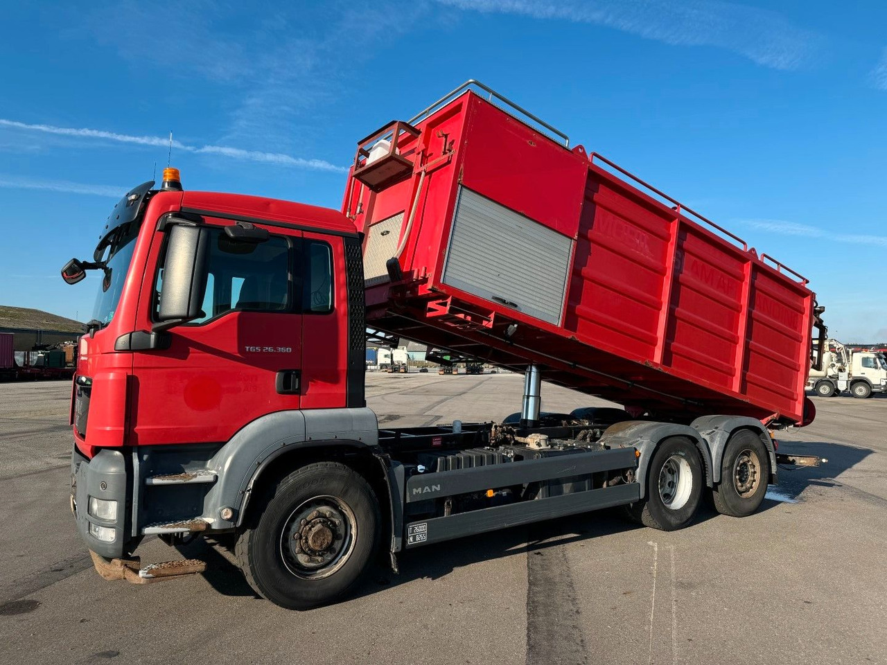MAN TGS 26.360 6x4H*4 Simon Moos KSA MAN TGS 26.360 6x4H*4 Simon Moos KSA VacuDrain - משאית ואקום: תמונה 1 MAN TGS 26.360 6x4H*4 Simon Moos KSA MAN TGS 26.360 6x4H*4 Simon Moos KSA VacuDrain - משאית ואקום: תמונה 1