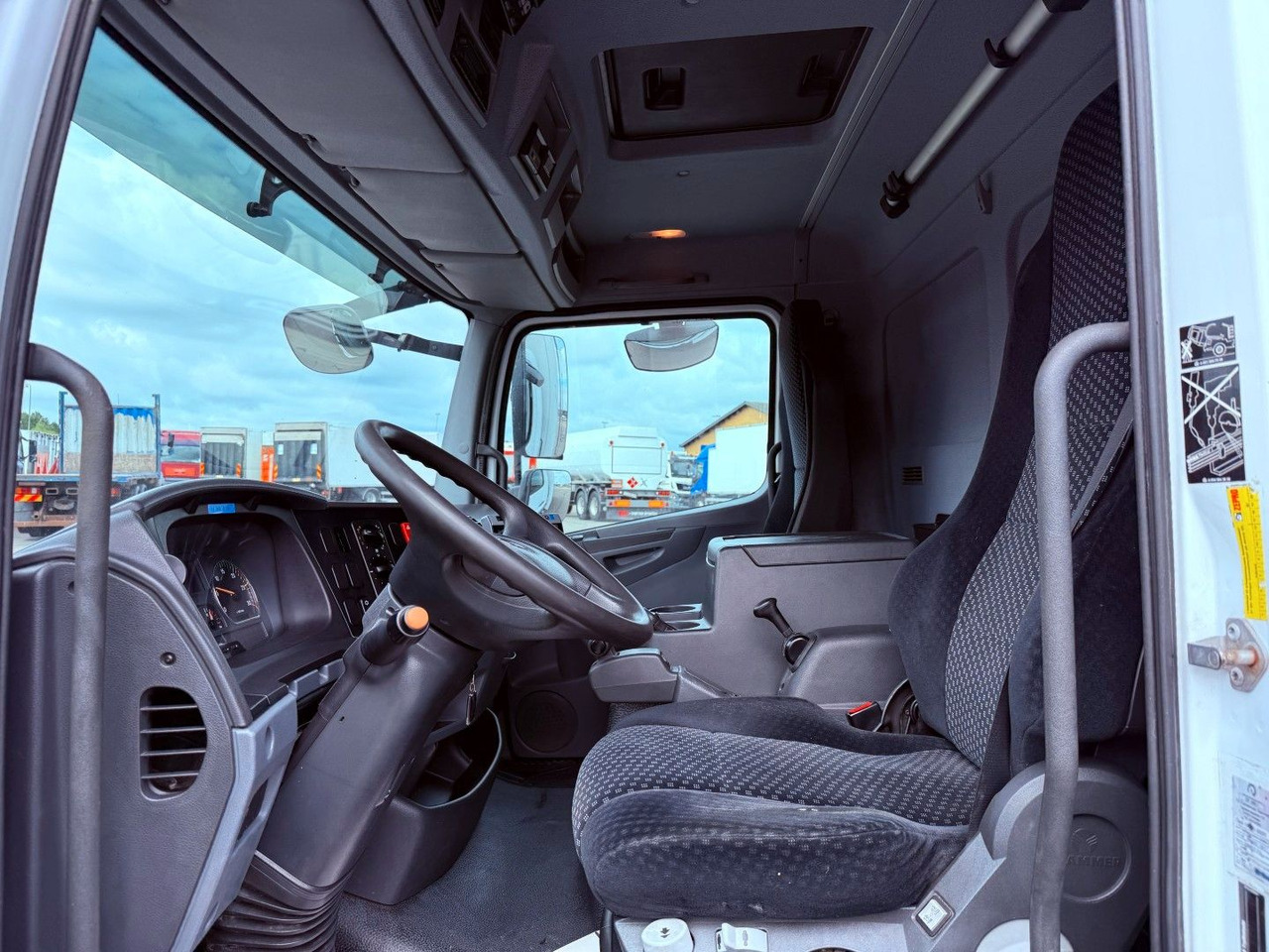 Mercedes-Benz Atego 1018 4x2 Carrier Supra 750 Mt - משאית קירור: תמונה 5 Mercedes-Benz Atego 1018 4x2 Carrier Supra 750 Mt - משאית קירור: תמונה 5