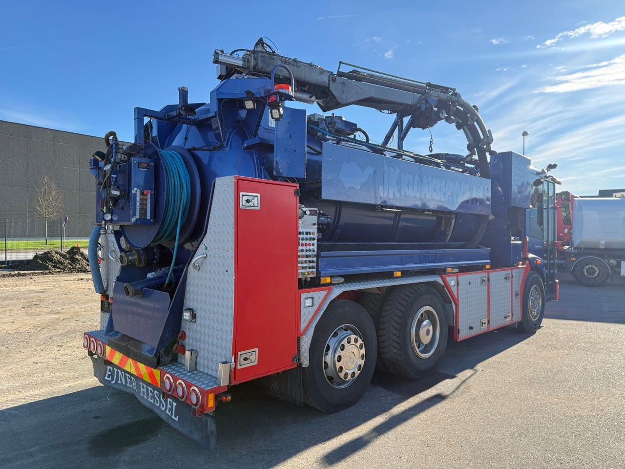 Mercedes-Benz Econic 2633 6x2*4 Hvidtved Larsen SLP309 Euro 5 - משאית ואקום: תמונה 3 Mercedes-Benz Econic 2633 6x2*4 Hvidtved Larsen SLP309 Euro 5 - משאית ואקום: תמונה 3