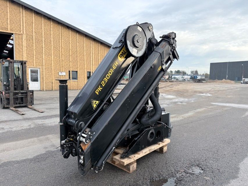 Palfinger PK 23001 EH Radio Remote / Kran / Crane - משאית מנוף: תמונה 4 Palfinger PK 23001 EH Radio Remote / Kran / Crane - משאית מנוף: תמונה 4