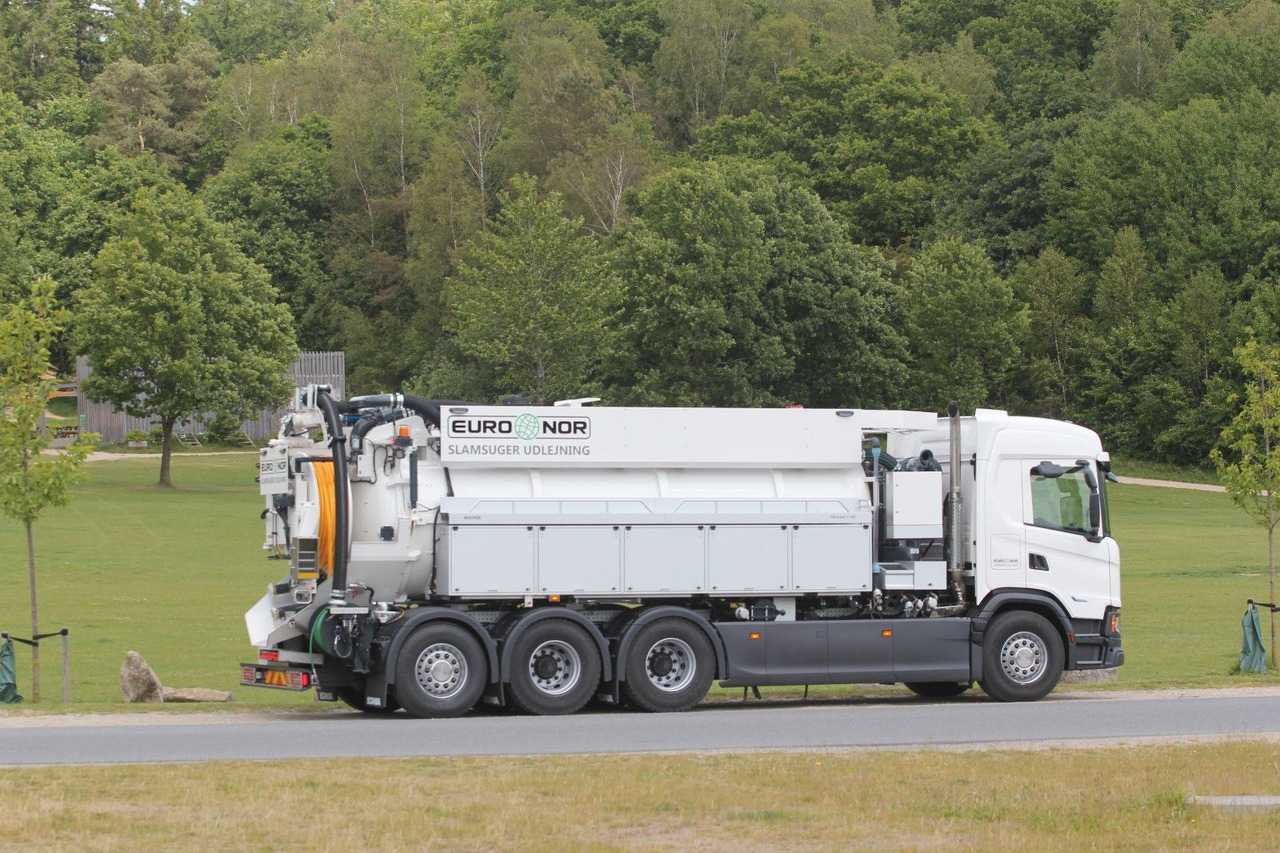 Scania G460 B8x4*4NBMN Bucher FlexLine CM140 - משאית ואקום: תמונה 3 Scania G460 B8x4*4NBMN Bucher FlexLine CM140 - משאית ואקום: תמונה 3