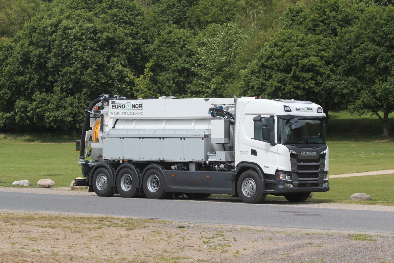 Scania G460 B8x4*4NBMN Bucher FlexLine CM140 - משאית ואקום: תמונה 2 Scania G460 B8x4*4NBMN Bucher FlexLine CM140 - משאית ואקום: תמונה 2
