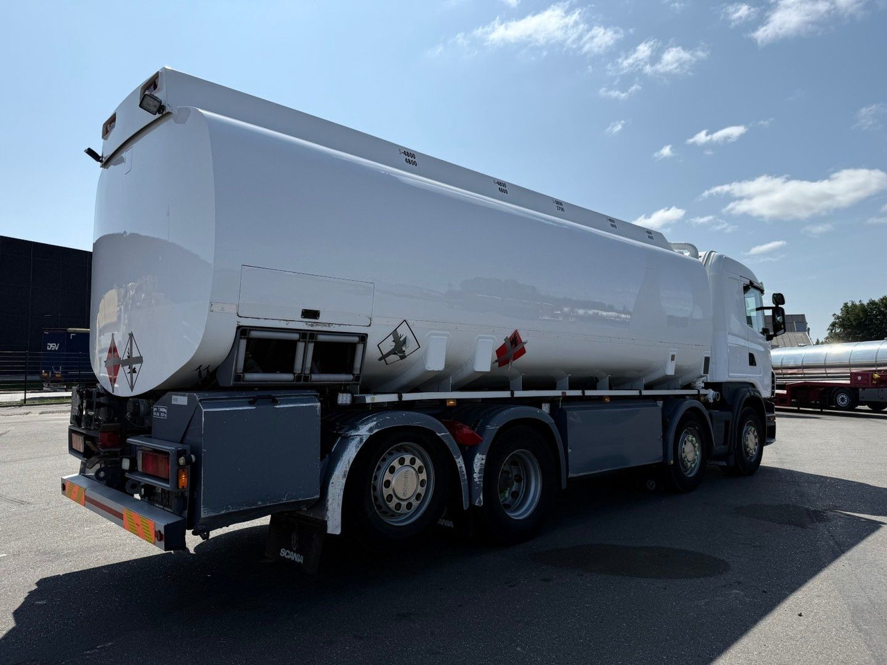 Scania G480 8x2*6 24.000 L / 5 compartments / ADR Tank - משאית מכל: תמונה 3 Scania G480 8x2*6 24.000 L / 5 compartments / ADR Tank - משאית מכל: תמונה 3