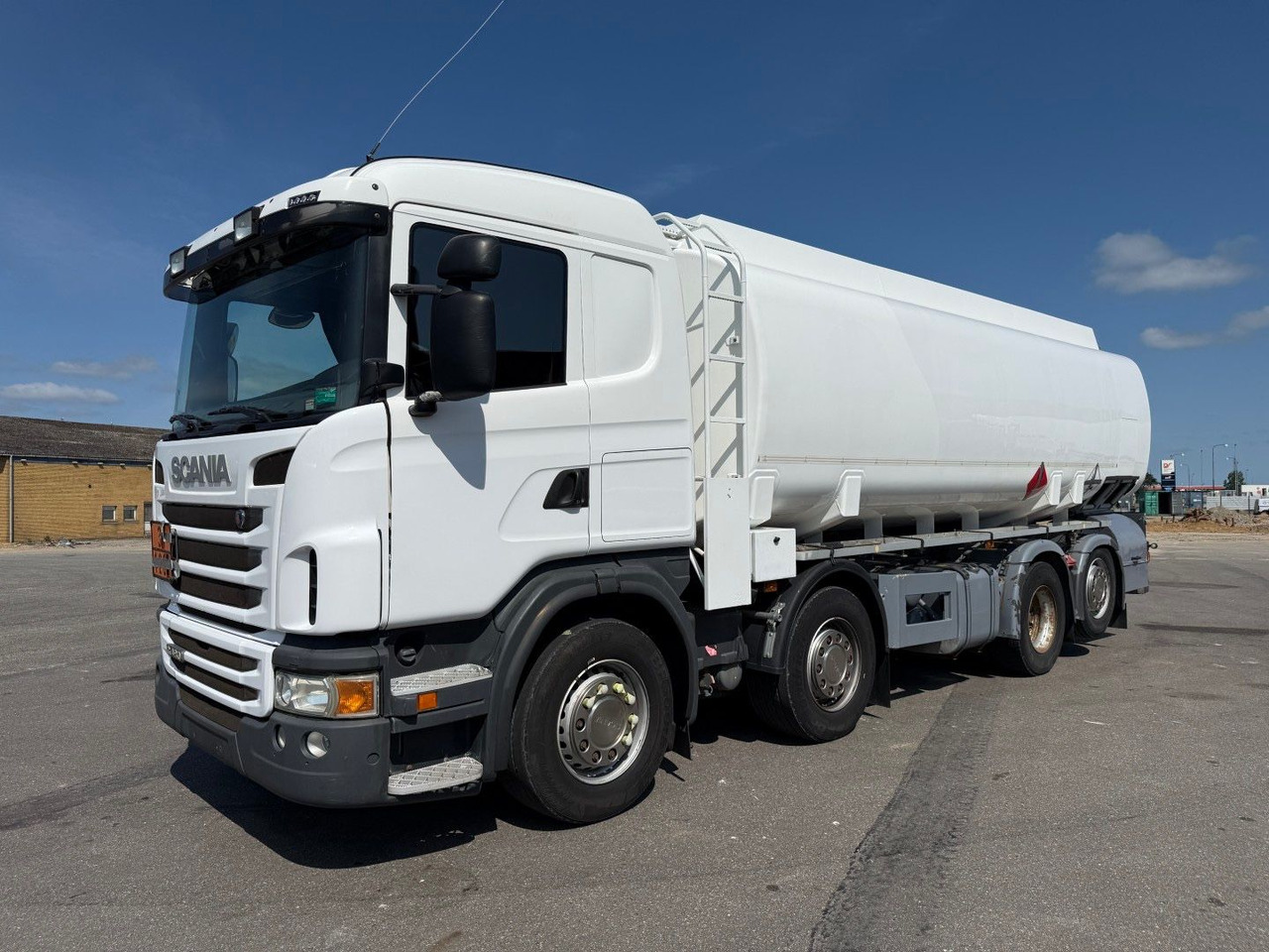 Scania G480 8x2*6 24.000 L / 5 compartments / ADR Tank - משאית מכל: תמונה 1 Scania G480 8x2*6 24.000 L / 5 compartments / ADR Tank - משאית מכל: תמונה 1