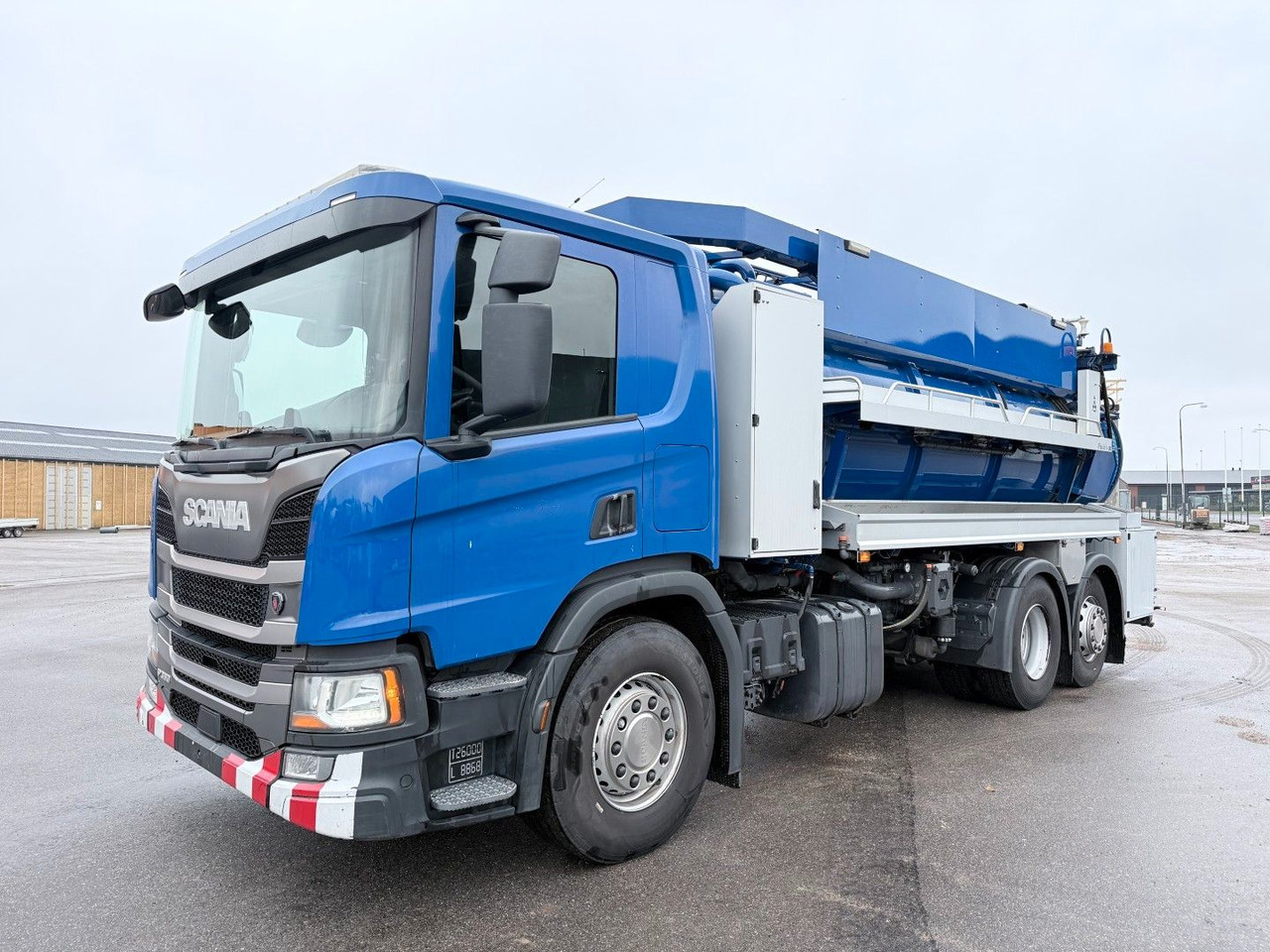 Scania P360 6x2*4 Hvidtved Larsen Flexline 310 - משאית ואקום: תמונה 1 Scania P360 6x2*4 Hvidtved Larsen Flexline 310 - משאית ואקום: תמונה 1