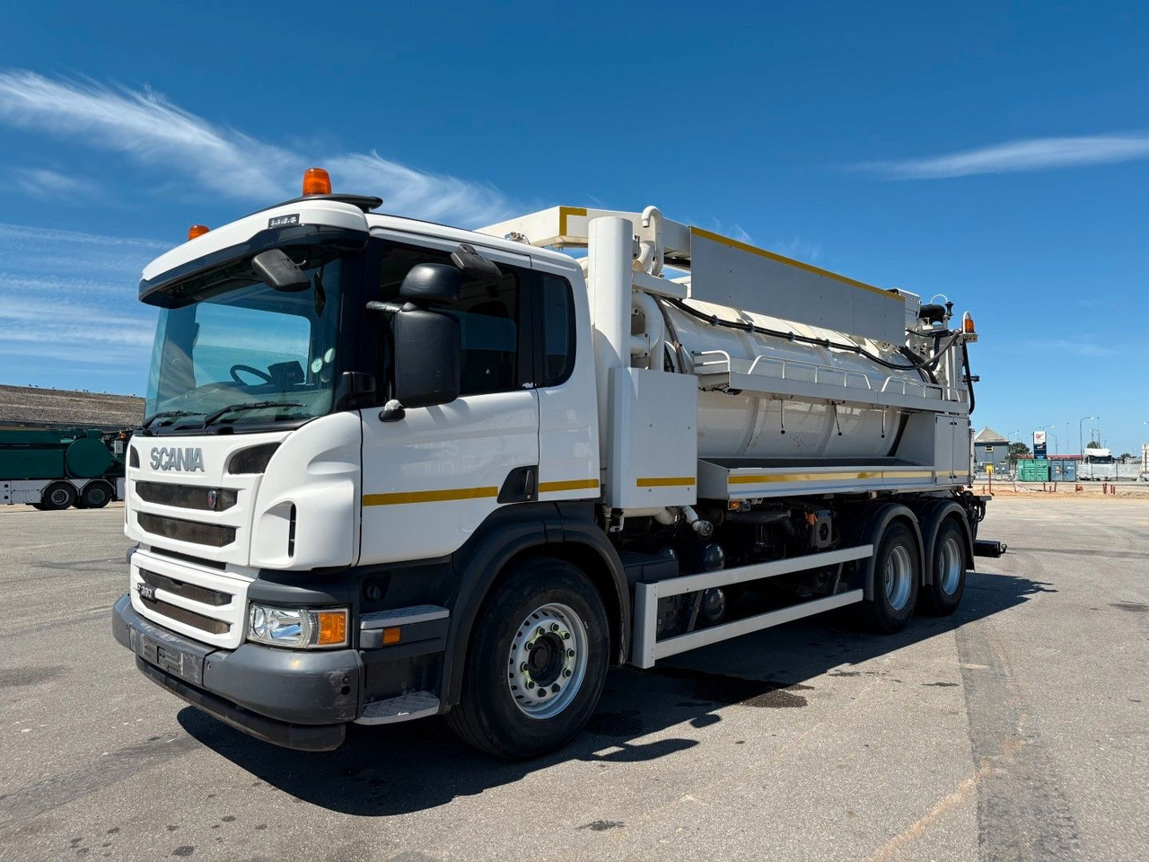 Scania P360 6x4 RHD Hvidtved Larsen FlexLine 312 - משאית ואקום: תמונה 1 Scania P360 6x4 RHD Hvidtved Larsen FlexLine 312 - משאית ואקום: תמונה 1