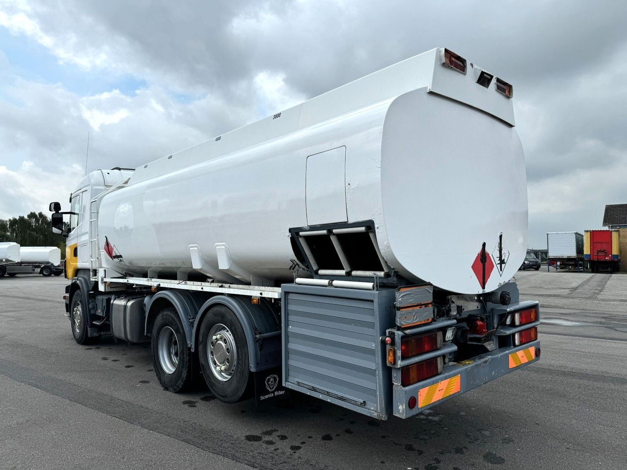 Scania R480 6x2*4 19.000 L ADR Tanktruck - משאית מכל: תמונה 4 Scania R480 6x2*4 19.000 L ADR Tanktruck - משאית מכל: תמונה 4