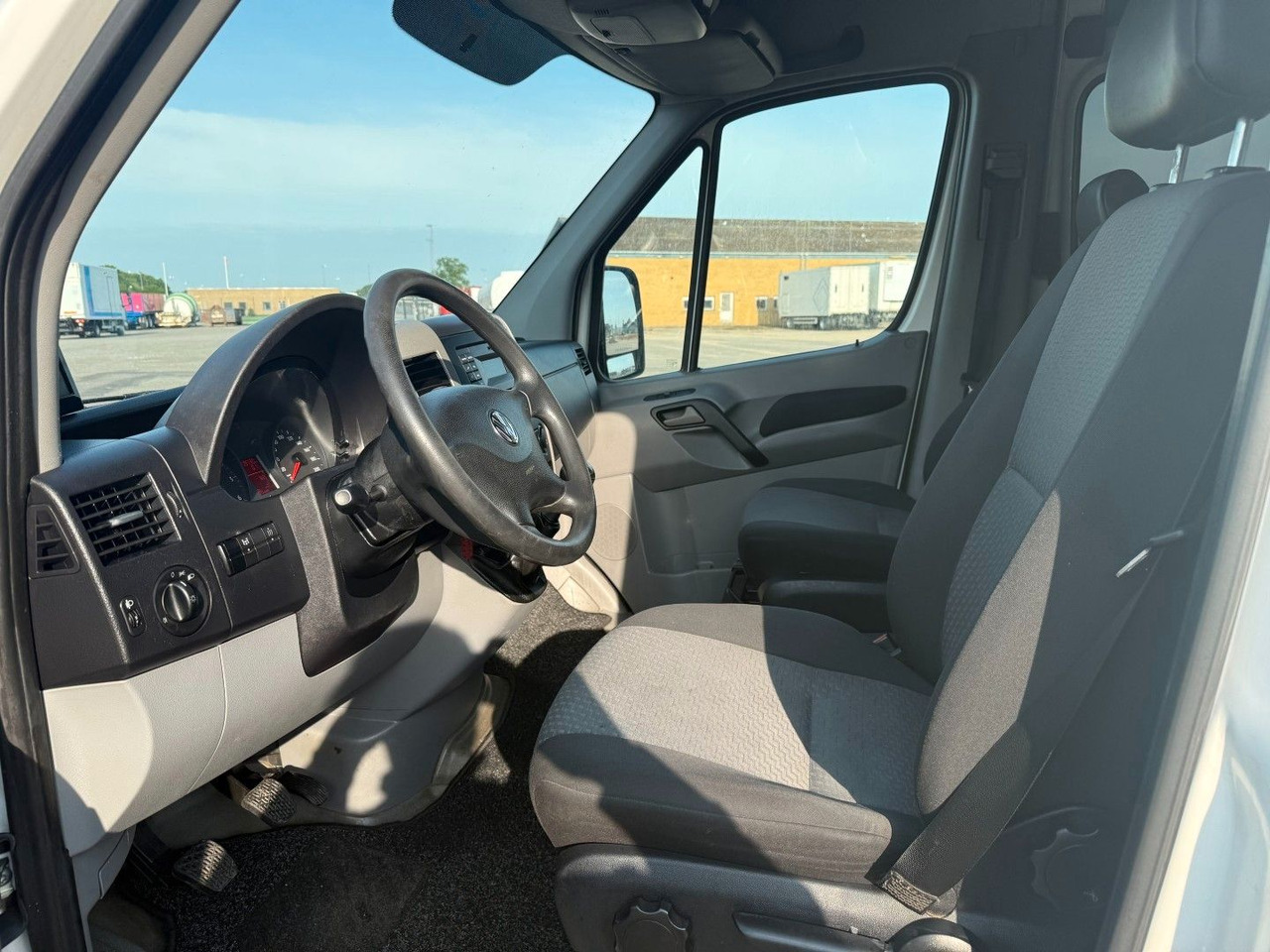 Volkswagen Crafter 50 163 HP Long Van - כלי רכב מסחרי עם לוח: תמונה 5 Volkswagen Crafter 50 163 HP Long Van - כלי רכב מסחרי עם לוח: תמונה 5