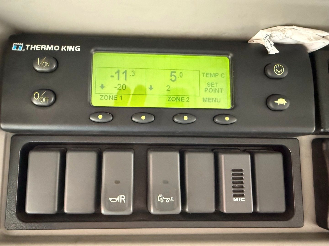 משאית קירור Volvo FE320 6x2*4 TK T1200-R Spectrum 9,80 m. koffer: תמונה 13 משאית קירור Volvo FE320 6x2*4 TK T1200-R Spectrum 9,80 m. koffer: תמונה 13