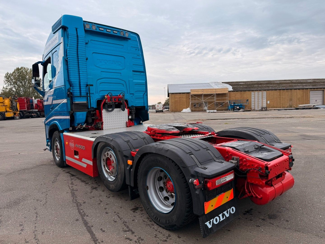 Volvo FH500 6x2/2 Globetrotter Euro 5 - יחידת טרקטור: תמונה 4 Volvo FH500 6x2/2 Globetrotter Euro 5 - יחידת טרקטור: תמונה 4