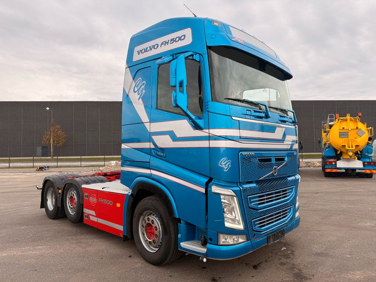 Volvo FH500 6x2/2 Globetrotter Euro 5 - יחידת טרקטור: תמונה 2 Volvo FH500 6x2/2 Globetrotter Euro 5 - יחידת טרקטור: תמונה 2