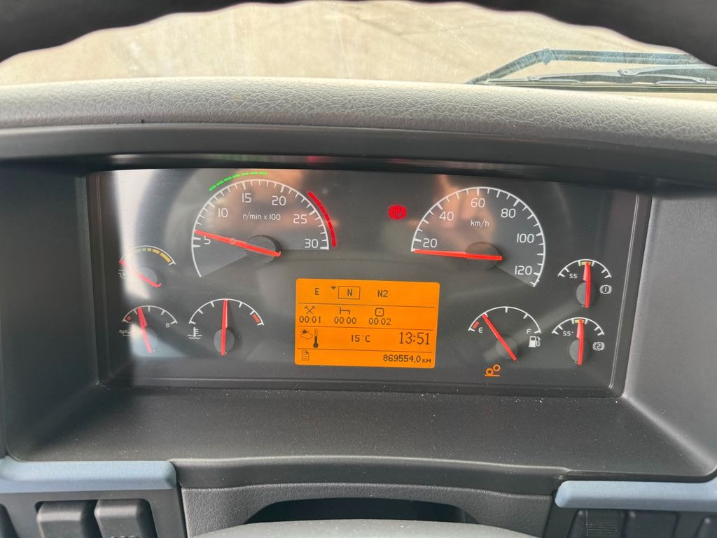 משאית עם שלדת תא Volvo FM340 6x2 Globetrotter Chassis / Fahrgestell: תמונה 9