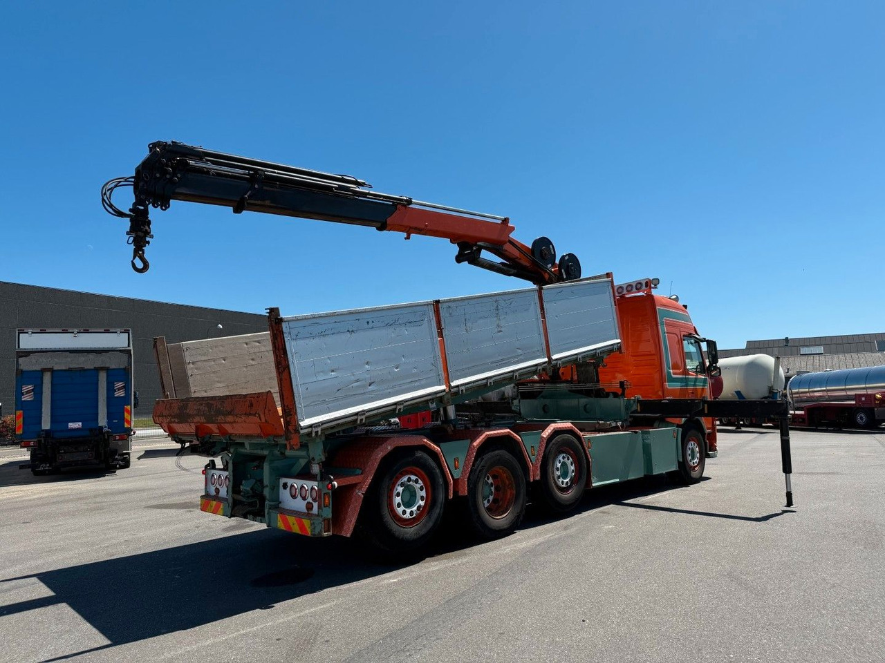 Volvo FM500 8x2*6 Crane HMF 2620 K5 Pendel Tipper - משאית מנוף: תמונה 3 Volvo FM500 8x2*6 Crane HMF 2620 K5 Pendel Tipper - משאית מנוף: תמונה 3