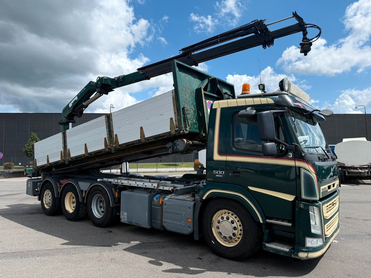 Volvo FM500 8x4*4 Tipper / Crane HMF2620-K5 - מזהיר, משאית מנוף: תמונה 3 Volvo FM500 8x4*4 Tipper / Crane HMF2620-K5 - מזהיר, משאית מנוף: תמונה 3