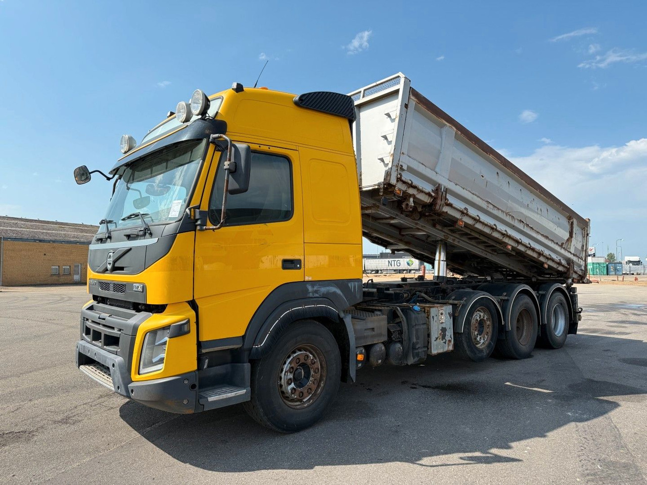 Volvo FMX500 8x4/4 Steel tipper Volvo FMX500 8x4/4 Steel tipper / Kipper - מזהיר: תמונה 1 Volvo FMX500 8x4/4 Steel tipper Volvo FMX500 8x4/4 Steel tipper / Kipper - מזהיר: תמונה 1