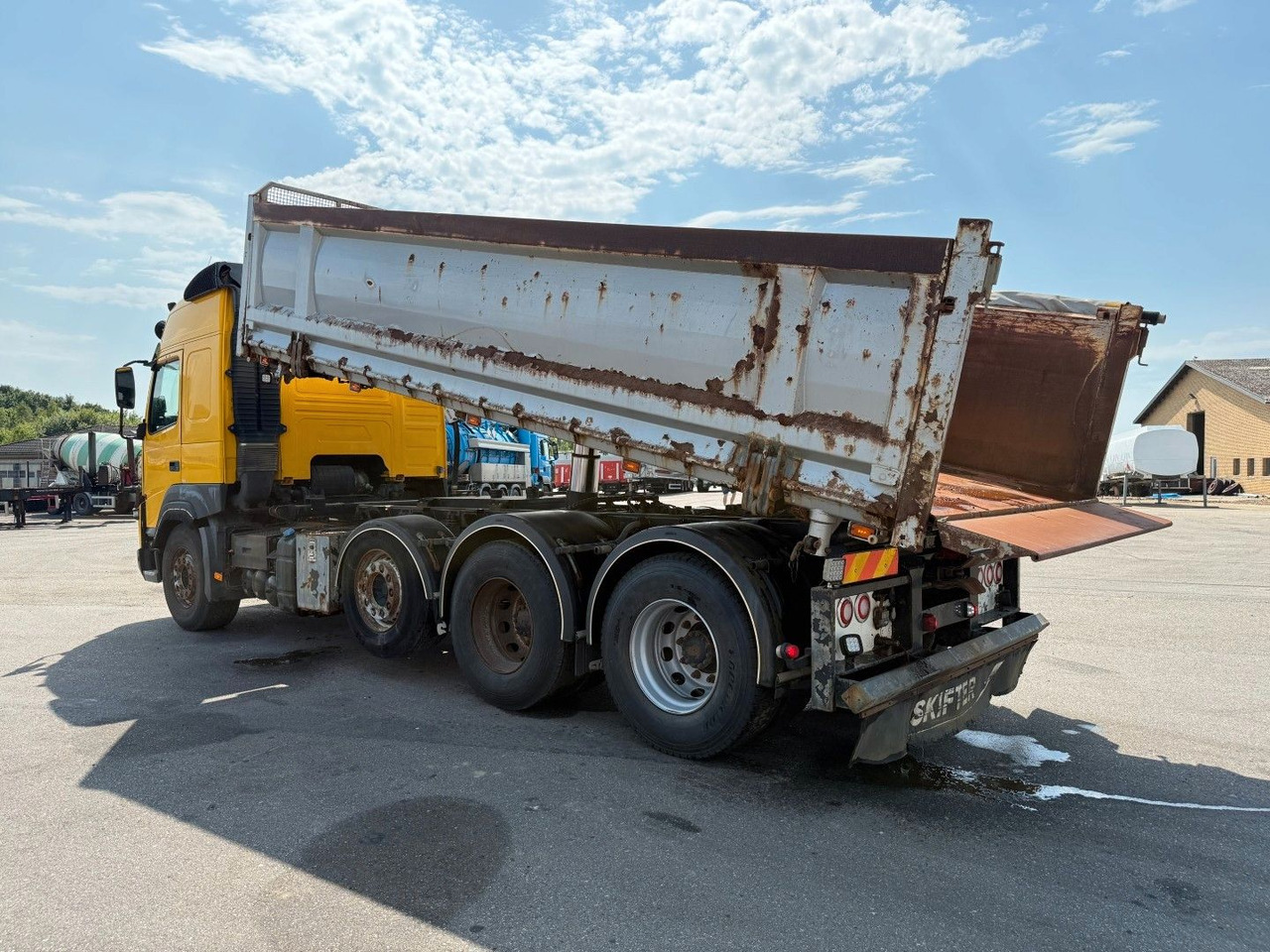 Volvo FMX500 8x4/4 Steel tipper Volvo FMX500 8x4/4 Steel tipper / Kipper - מזהיר: תמונה 4 Volvo FMX500 8x4/4 Steel tipper Volvo FMX500 8x4/4 Steel tipper / Kipper - מזהיר: תמונה 4