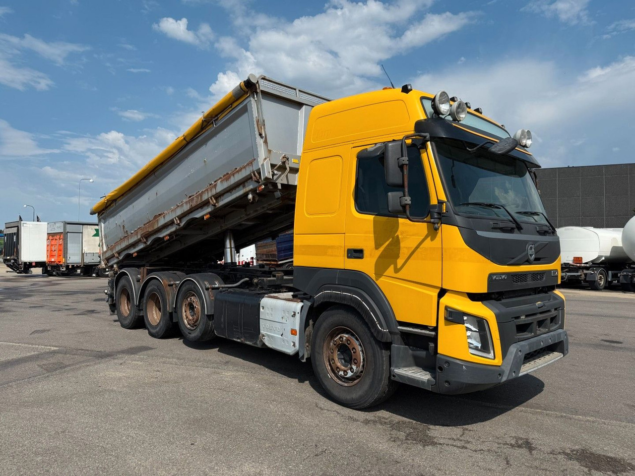 Volvo FMX500 8x4/4 Steel tipper Volvo FMX500 8x4/4 Steel tipper - מזהיר: תמונה 2 Volvo FMX500 8x4/4 Steel tipper Volvo FMX500 8x4/4 Steel tipper - מזהיר: תמונה 2