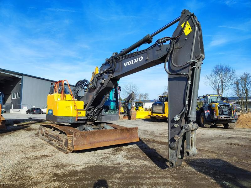 Volvo ECR235EL - מחפר סורק: תמונה 3 Volvo ECR235EL - מחפר סורק: תמונה 3
